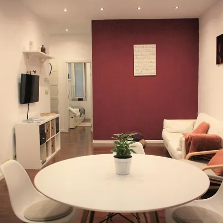 Jare Apartment *